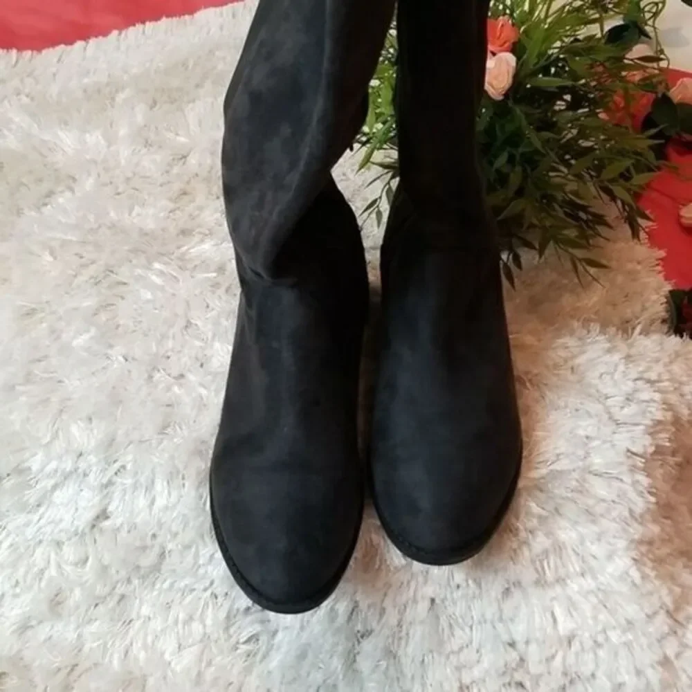 Rebel by‎ Zigi Women's Round Toe Knee High Fashion Dark Grey Size 8.5